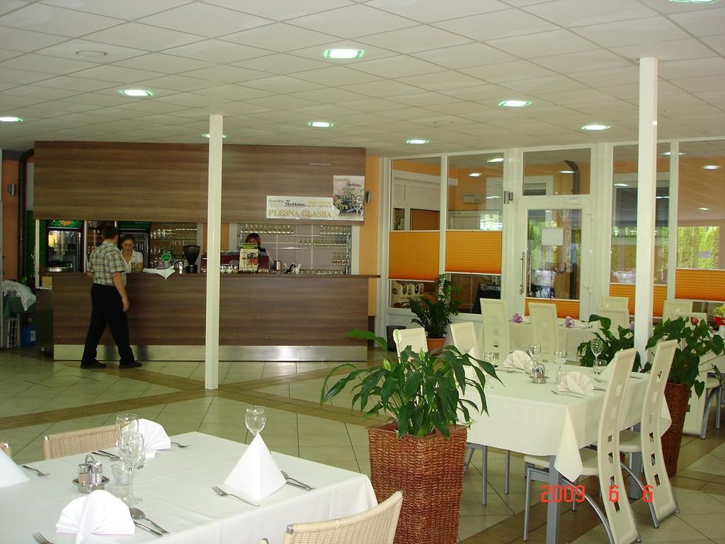 Rooms Hochkraut Celje Exterior photo